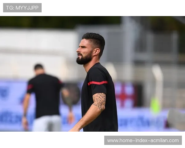 AC米兰—吉鲁头球摆渡形成关键进球