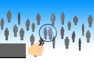 国足比赛战术调整案例分析，国足的战术